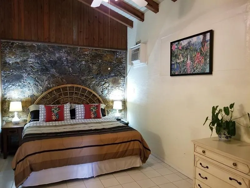 Water Island Hotel & Villas